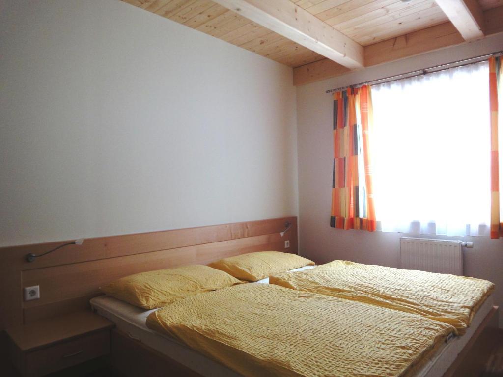 Ferienhof Gindl Und Gaestehaus Gindl Tauplitz Ruang foto